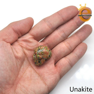 1PC Statuie Craniu Cristal Natural Vindecător Cuarț Jas Jad Fantomă sculptată manual Decoratiuni pentru acasă de Halloween Cadou cu pietre prețioase