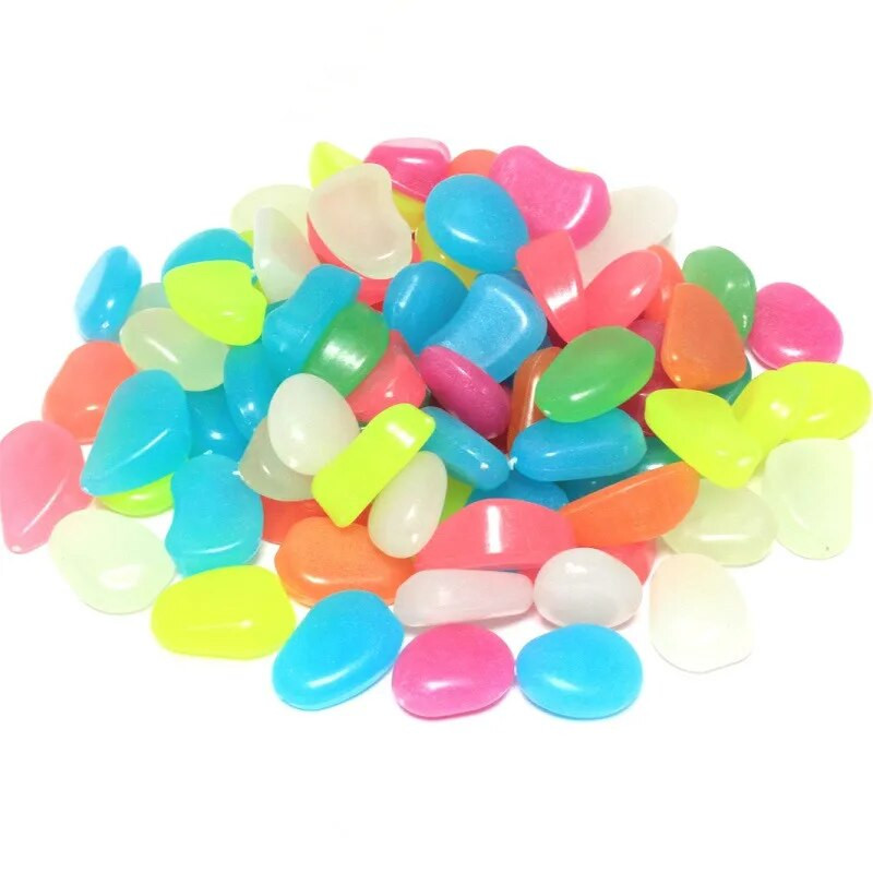 50PCS/Lot Svjetleći kamenčići koji svijetle u tami Mini vrtni ukrasi i ukrasi Kamenje za akvarijum Dekoracija vjenčanja u vodi