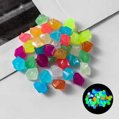 100PCS/опаковка Мини светещ камък с форма на диамант Fish Tank Аквариум Градинарство Озеленяване Смола Светещ камък