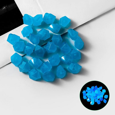 100PCS/paket Mini svjetleći kamen u obliku dijamanta Fish Tank Akvarij Vrtlarstvo Pejzaž Smola Svjetleći kamen