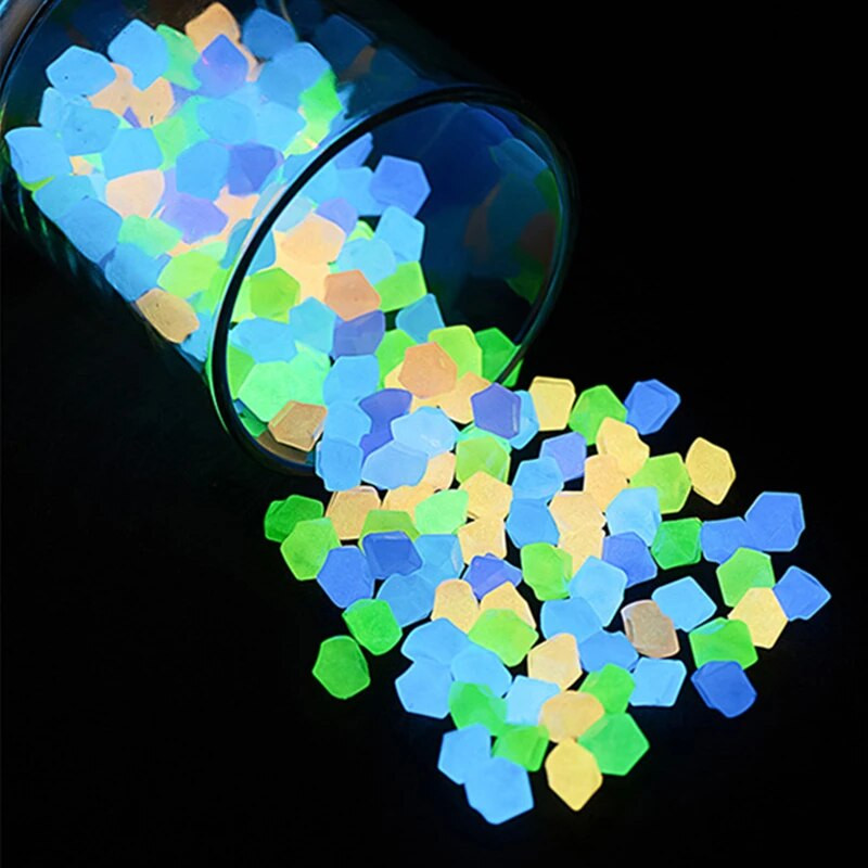 100PCS/paket Mini svjetleći kamen u obliku dijamanta Fish Tank Akvarij Vrtlarstvo Pejzaž Smola Svjetleći kamen