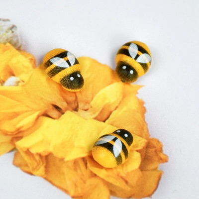 20/50/100PC Цветни пчелни дървени 3D стикери Микро пейзаж Самозалепваща се калинка Градинска декорация в саксия Орнамент за домашно градинарство