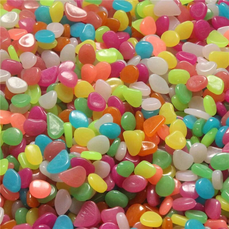 20 DB kerti dekoráció világító kövek sötétben világító dekoratív kavicsok kültéri akvárium dekoráció kavicsos sziklák akváriumában