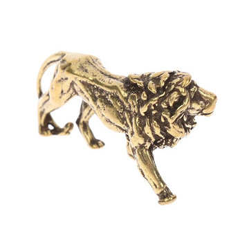 Мини фигурка на животно с отливка на лъв Ретро стил Метална скулптура Декорация за работен плот