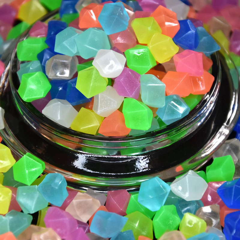 100 tk Fluorestseeruv kiviklibu aiaakvaarium Akvaarium helendav kivi kaunistustarvikud pimedas helendavad kivid hulgimüük