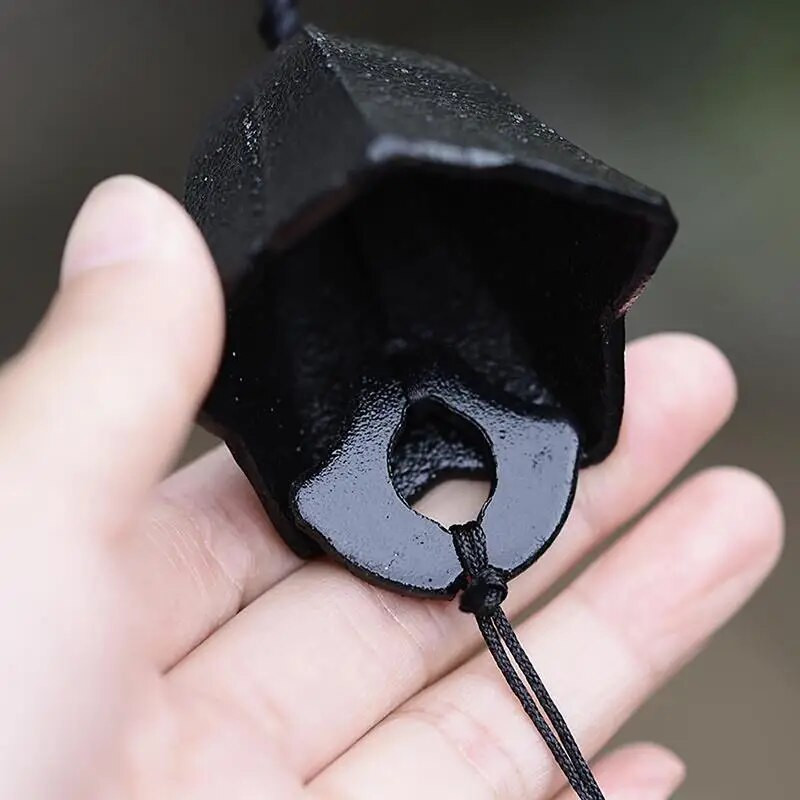 Japonijos vėjo ketaus šventykla besimeldžiančio sapno gaudytojo dovana ketaus varpas Japoniški vėjo varpeliai durų prieangyje miegamojo terasa