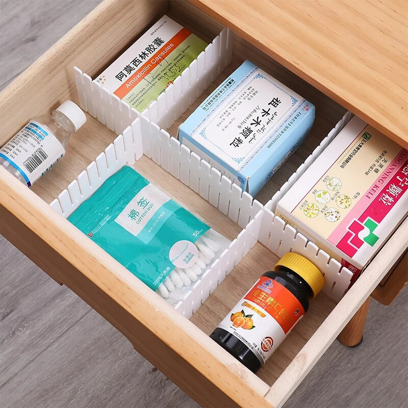 2/4 vnt. „Pasidaryk pats“ reguliuojama laikymo pertvarų plokštė, plastikinė stalčių pertvara, nemokama kombinuota pertvarų lenta, taupanti erdvę padalijimo įrankis