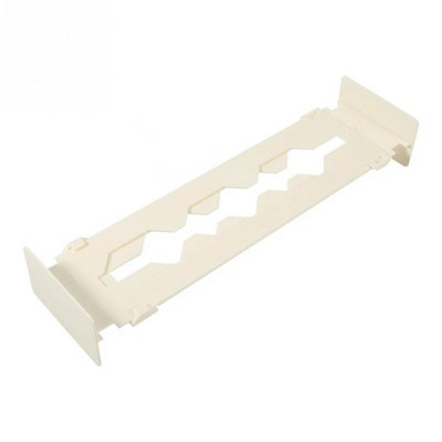 Reguliuojami stalčių skirstytuvai Tvarkyklės drabužių skyriklis, skirtas makiažui.