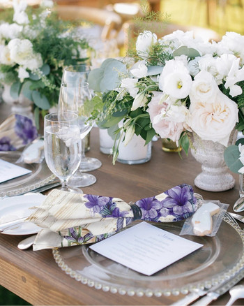 Салфетки от плат с лилаво цвете от лавандула и дървесни зърна за декорация на маса Кухня Вечеря Многократна салфетка за маса Сватбен декор