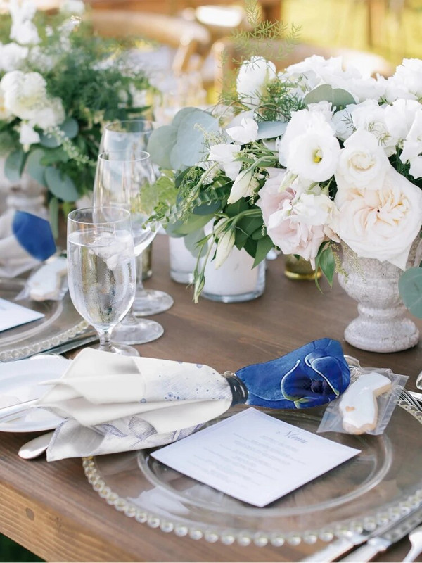 2 vnt Akvarelinės mėlynos gėlės daugkartinio naudojimo medžiaginės servetėlės vestuvių dekoravimui poliesterio rankšluosčiai, skirti vestuvių vakarėlio gimtadienio stalo dekoravimui