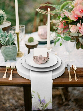 Μωβ λουλουδένιο κρίνο υφασμάτινο χαρτοπετσέτες τραπεζιού γάμου Διακόσμηση για πάρτι γενεθλίων Πετσέτα σερβιρίσματος χαρτοπετσέτες σερβιρίσματος επαναχρησιμοποιούμενες