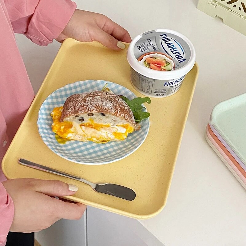 Saldainių spalvos kviečių šiaudų laikymo padėklas Korėjietiško stiliaus stačiakampis valgomojo padėklas Šiaurės šalių vaisių desertinė lėkštė Virtuvės priedai 트레이