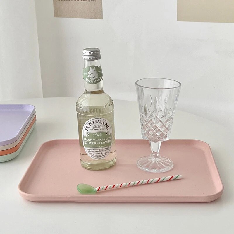 Saldainių spalvos kviečių šiaudų laikymo padėklas Korėjietiško stiliaus stačiakampis valgomojo padėklas Šiaurės šalių vaisių desertinė lėkštė Virtuvės priedai 트레이