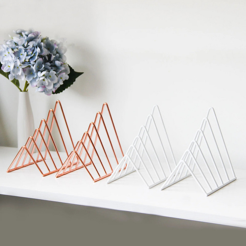 Kūrybiškas geometrinis laikymo stovas, paprastas kaltinis planšetinis kompiuteris, laikraštis, daugiafunkcinis stendo laikiklis, dovanos