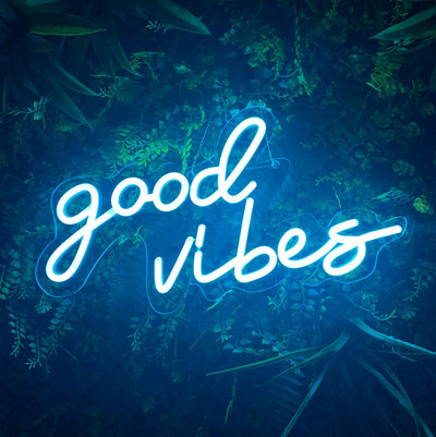 „Good Vibes“ Tik Neoniniai ženklai Rožinė Neoninė LED naktiniai šviestuvai „Goodvibes“ Neoniniai ženkleliai Sienų dekoras Mergaičių makiažo kambario dekoras Vestuvių vakarėlis