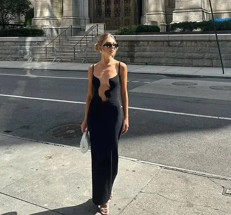 Sling haljina s valovitim rubovima s V izrezom za žene Modne izdubljene bijele haljine za plažu bez rukava 2024. Novi šik Vestidos za blagdanske zabave