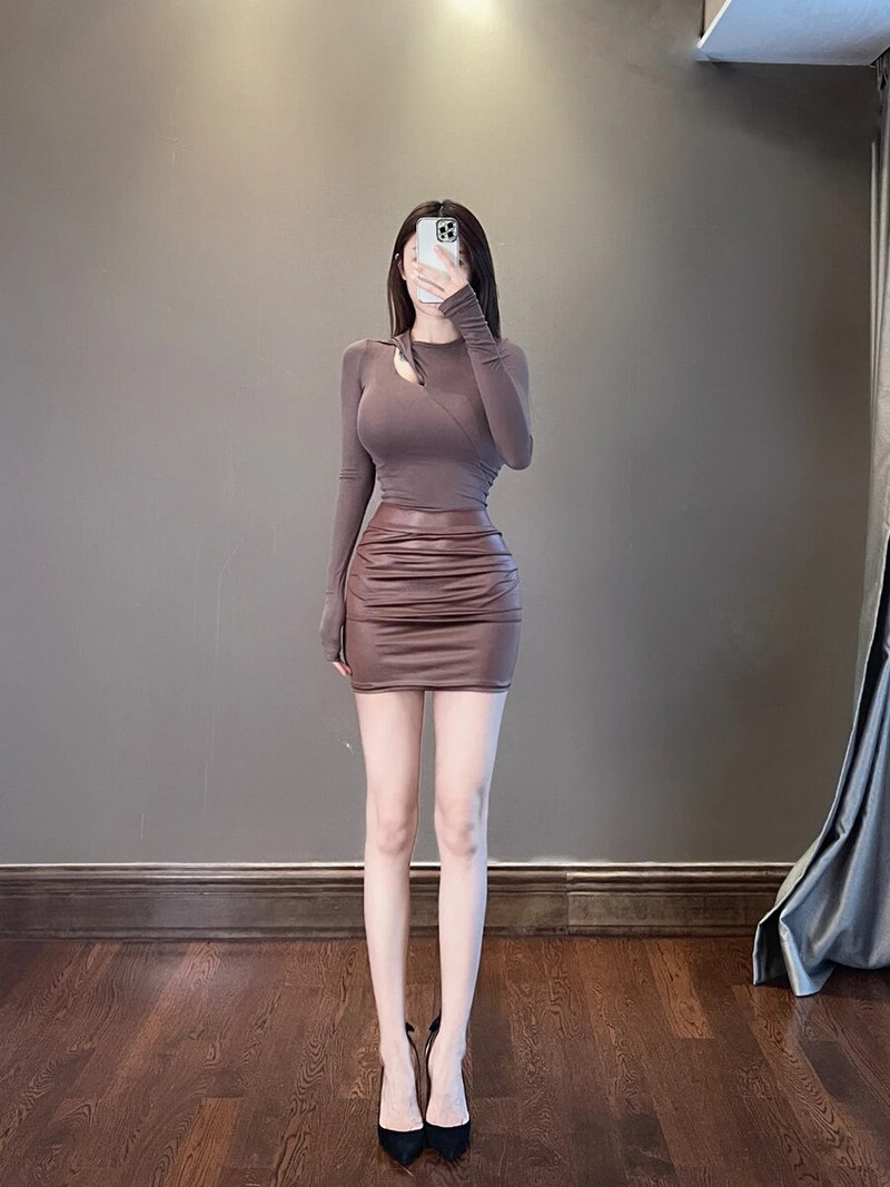 WOMENGAGA Smeđe crvene kožne pencil mini suknje Seksi nove jesen 2022. Tanke seksi PU kožne mat suknje visokog struka s patentnim zatvaračem Korejski Y8B