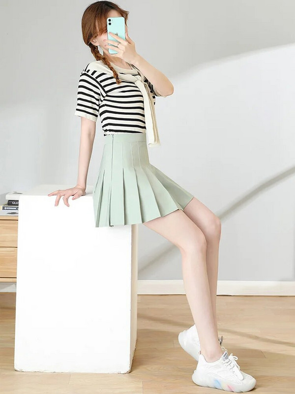 Rudas moteriškas sijonas 2024 m. vasariniai drabužiai moteriškas aukštu juosmeniu Harajuku korėjietiško stiliaus juodas mini klostuotas sijonas mokyklinei mergaičių uniforma