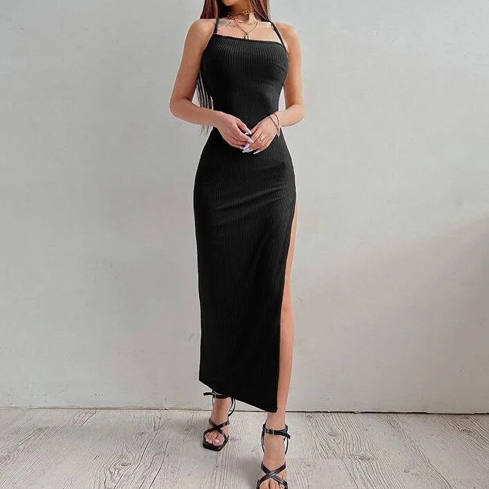 Szexi fekete hosszú Bodycon ruha női nyári ujjatlan fekete nélküli kötőfék nyakú spagetti pántos ruhák magasan hasított Vestidos