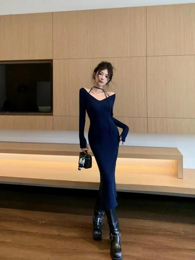 Crna uska pletena džemper haljina s otvorenim ramenima Ženska jesen zima Nova plava halter V-izrez Elegantne duge haljine za večernje zabave Chic