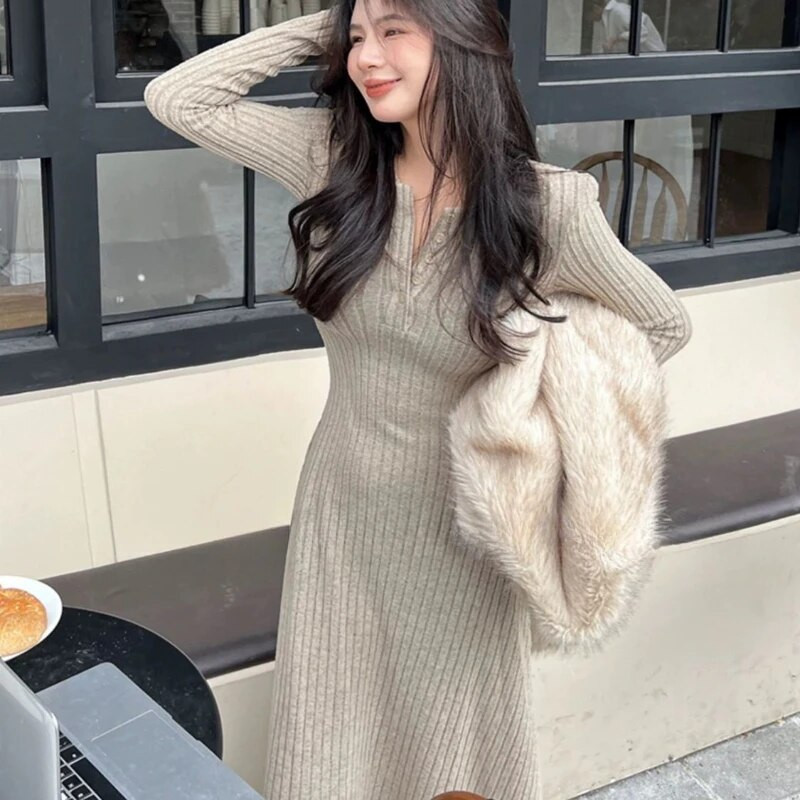 Őszi, téli koreai stílusú temperamentumos, karcsúsított, V-nyakú kötött női ruhák, masszív, divatos, hétköznapi, egyszerű Ins Y2k