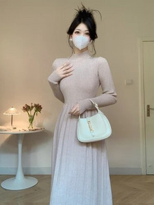 UMI MAO vidutinio ilgio iki kelių ilgio vilnonė suknelė Elegantiška 2023 m. rudens žiema, derinama su palto pamušalu A linijos megztos moteriškos suknelės