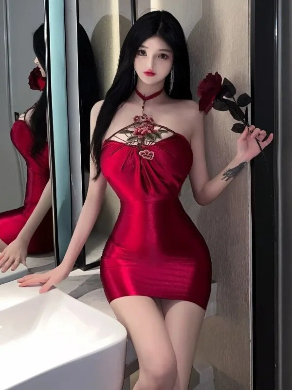 Halter, seksi pikantna djevojka, 3D izvezeno šuplje svileno lice, kratka suknja, uska haljina na bokovima, djevojka 0EEM