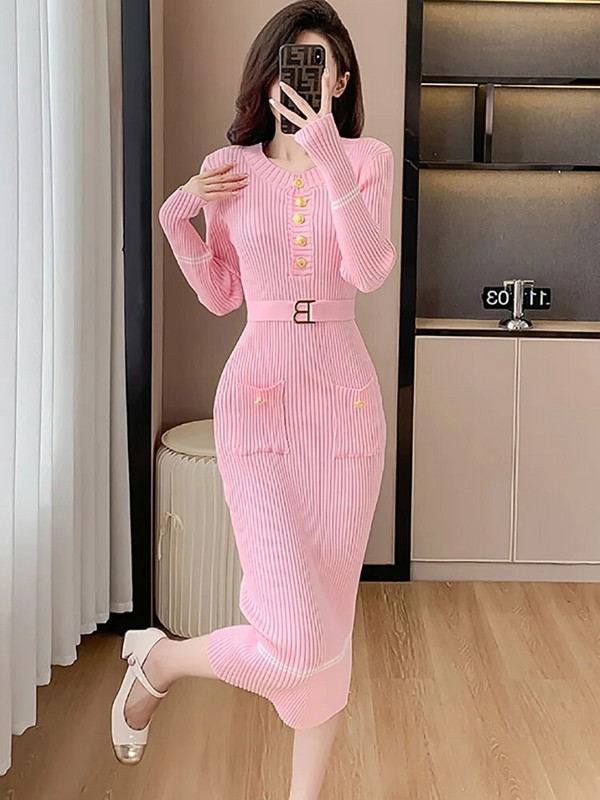 Női rózsaszín kötött bandage Bodycon ruha őszi téli hosszú ujjú elegáns hétköznapi hosszú ruha 2023-as új koreai elegáns pulóver ruha