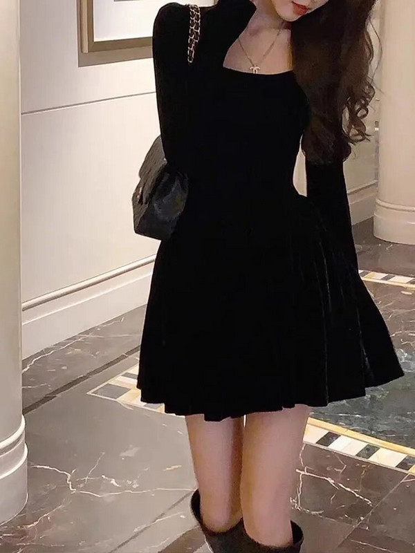 Elegantna ženska haljina dugih rukava Vintage haljina u francuskom stilu Tanka mini Fairycore Jednobojna slatka nova jesensko-zimska haljina 2023.