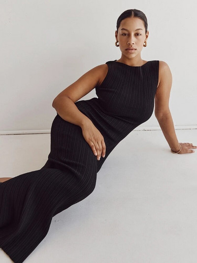 Zöld, kötött női ruha 2023-as nyári szexi O-nyakú, ujjatlan, osztott, elegáns maxi ruha Klubparti ruhák Alkalmi hosszú ruha