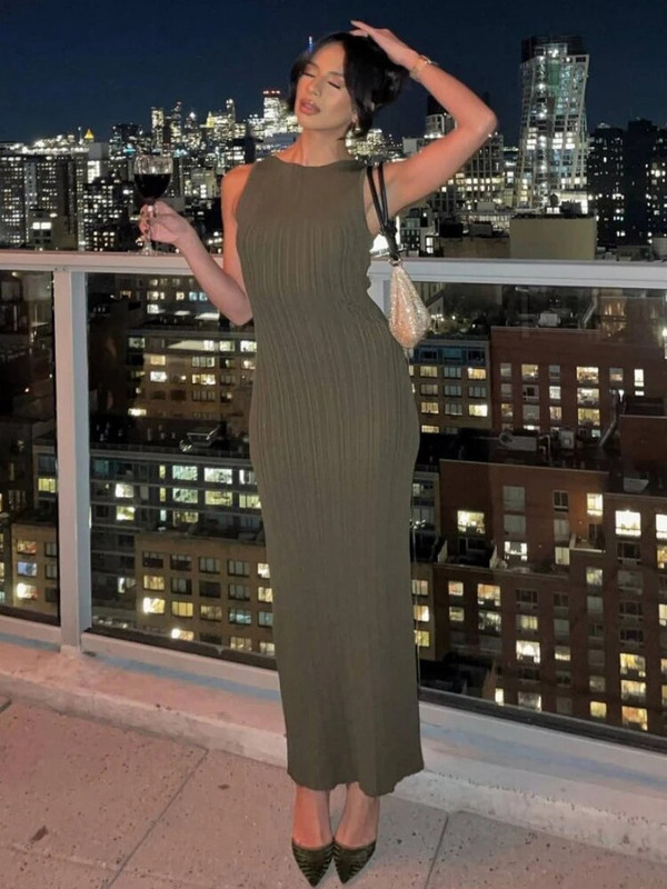 Zöld, kötött női ruha 2023-as nyári szexi O-nyakú, ujjatlan, osztott, elegáns maxi ruha Klubparti ruhák Alkalmi hosszú ruha