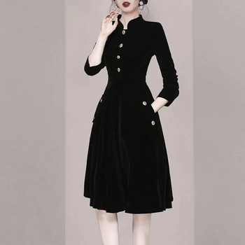 Нова дамска есенно-зимна европейска и американска черна тънка кадифена рокля с яка с копчета в стил Хепбърн