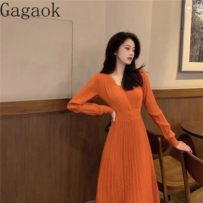 Gagaok ruhák őszi téli női 2023 új francia V nyakú tömör kötött ruha, hosszú vintage, egyedi A-vonalú alátét Vestidos