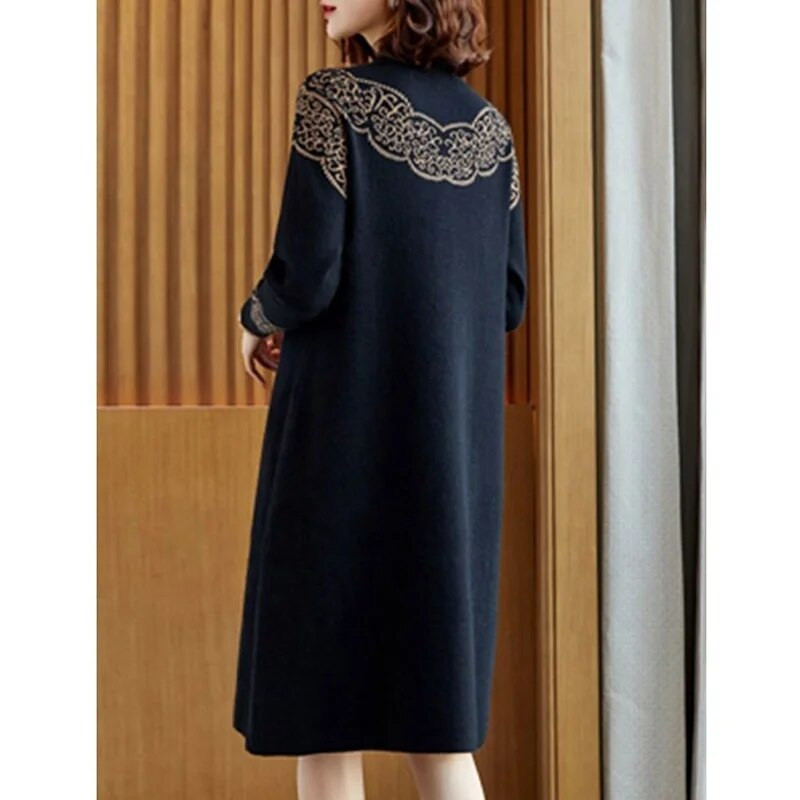 Nove jesensko-zimske poluvisoke kragne za 2023., elegantne haljine svijetlog svilenog kroja s printom i dugim rukavima, pletenina srednje duljine