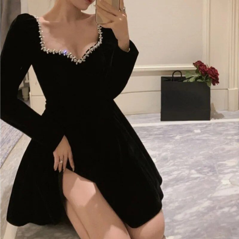OCEANLOVE Ženske haljine od baršuna Jesen Zima Jednobojne vintage korejske mode Vestidos Mujer A-kroja večernja mini haljina s perlama