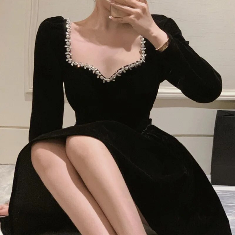 OCEANLOVE Ženske haljine od baršuna Jesen Zima Jednobojne vintage korejske mode Vestidos Mujer A-kroja večernja mini haljina s perlama
