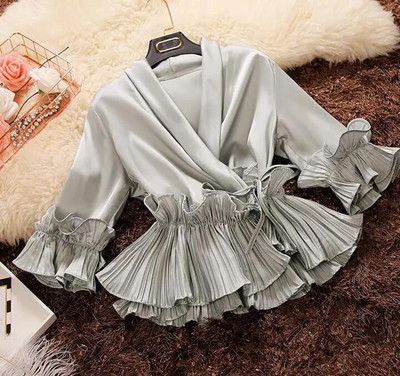 Moteriški marškiniai su giliais V formos iškirpte raukiniais Pavasariniai rudeniniai suvarstomi šifoninės palaidinės Moteriškos klostuotos palaidinės Elegantiškos biuro palaidinės