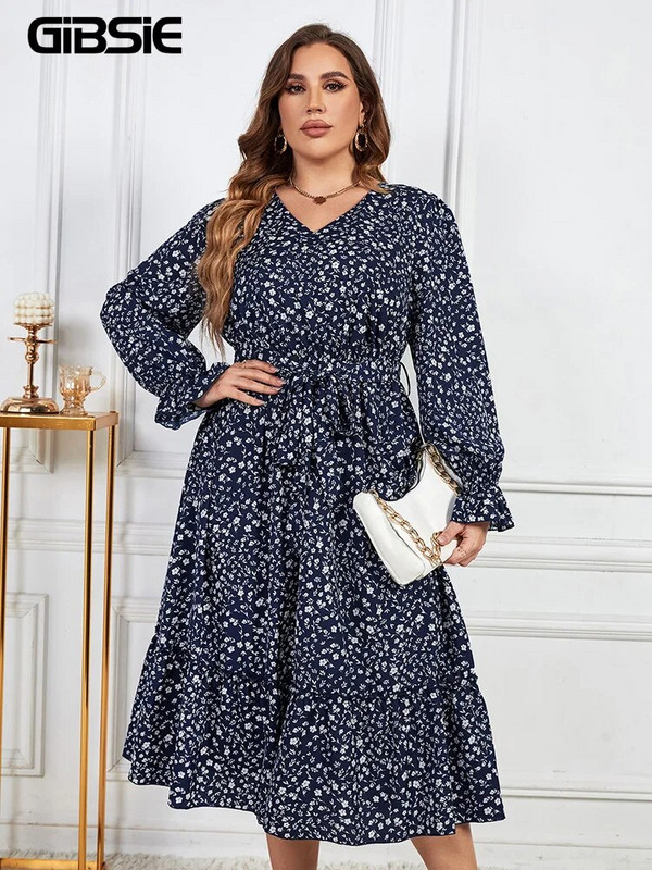 GIBSIE Plus Size Ditsy Floral Print ζωσμένο με βολάν φόρεμα με στρίφωμα Γυναικείο φθινόπωρο άνοιξη Boho με λαιμόκοψη με λαιμόκοψη μακριά φορέματα 2023