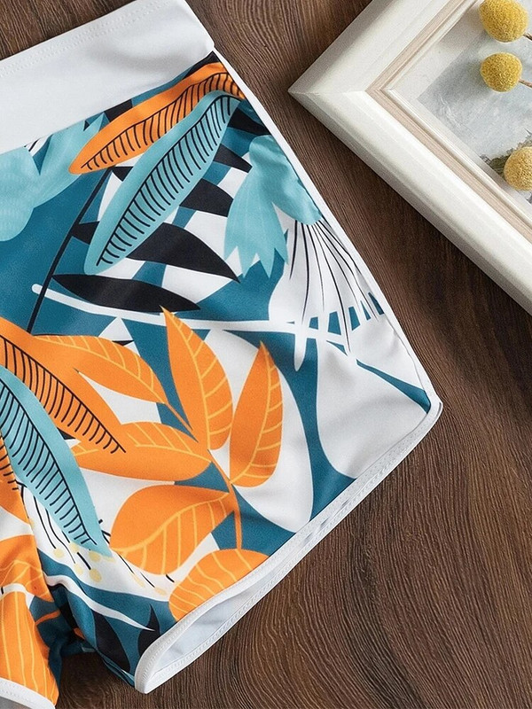 2022 m. naujas seksualus moteriškas maudymosi kostiumėlis su aukštu juosmeniu Vasarinis maudymosi kostiumėlio bikinio rinkinys Didelio dydžio maudymosi kostiumėlis Moteriškas paplūdimio plaukimo kostiumas