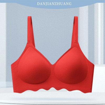 Bešavno donje rublje novog stila za žene s malim grudima, push-upom, grudima sa strane, lijepim prugama na leđima, bez grudnjaka