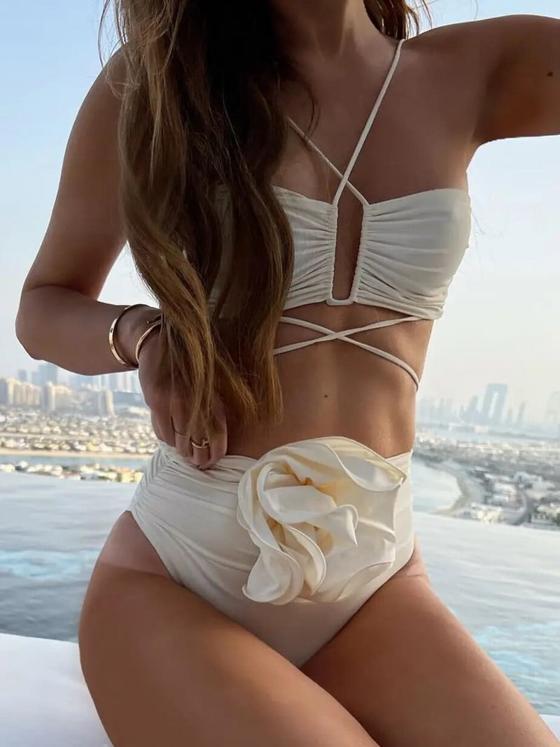 Seksualus bikini 2024 m. aukšto juosmens bikinio rinkinys Bandeau Halter Moteriškas maudymosi kostiumėlis Moteriškas maudymosi kostiumėlis Gėlėtas bikini maudymosi kostiumėlis paplūdimio apranga