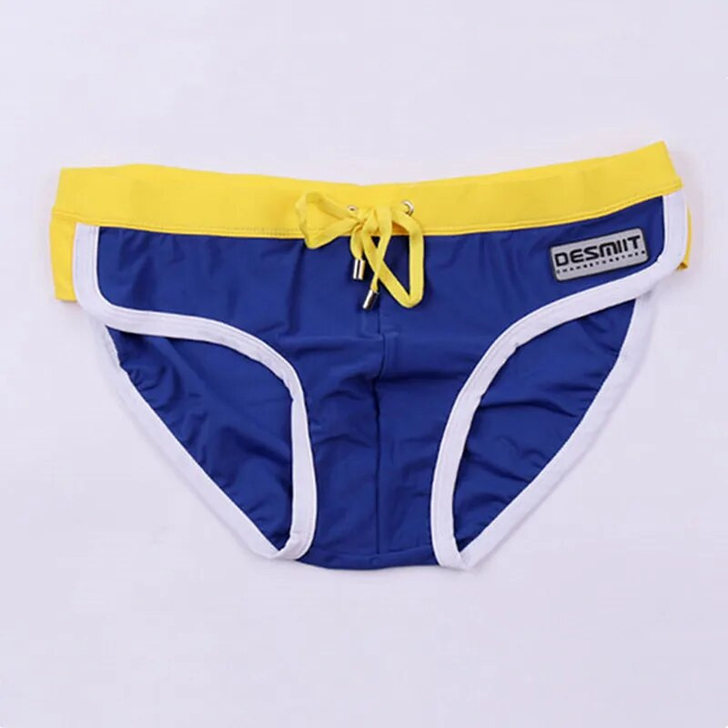 Desmiit maudymosi kostiumėliai Vyriški maudymosi kelnaitės Seksualūs bikiniai plaukimo kelnaitės vyrams Maudymosi kostiumėlis Gėjų maudymosi kostiumėlis Paplūdimio šortai Kelnaitės Zwembroek