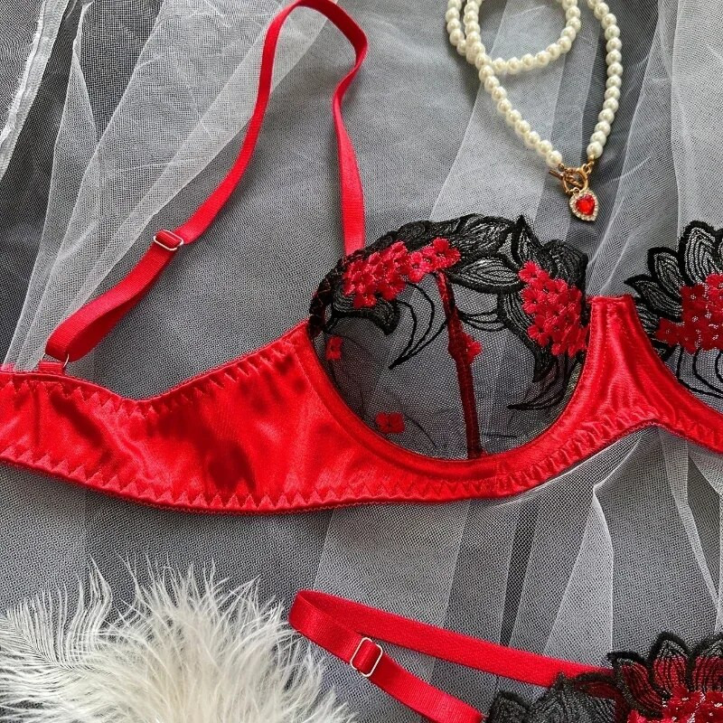 Puošnus apatinis trikotažas su gėlėmis nėriniuota liemenėlės rinkinys Prabangus, gerai atrodantis apatinis trikotažas Seksualūs Erotiniai Fėjos Egzotiški nėrinių rinkiniai