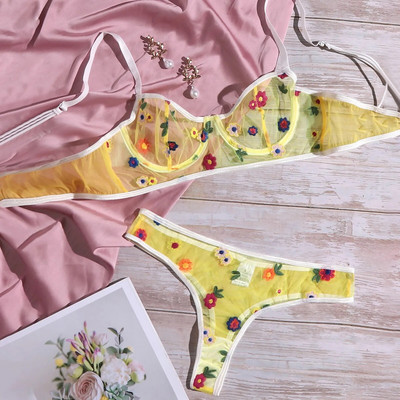 Ziedu izšuvumi Sexy krūštura komplekts Īpaši plānas G-stīgu siksnas bez tērauda gredzena krūštura guļamveļa Apburoša apakšveļa Apakšveļa LenceríA