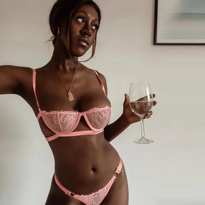 Erotski grudnjak s kratkim rukavima Čipkano donje rublje s volanima Seksi žensko prozirno donje rublje Erotski seksi kompleti čipkanih grudnjaka Erotski intimni