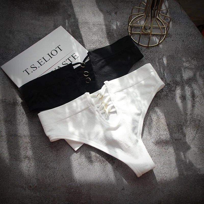 TrowBridge Seksikas Sport Naiste Aluspüksid Moodsad õõnsad aluspesu Tüdrukud Hot Thongs Hubane pesu Hingavad aluspüksid G-String