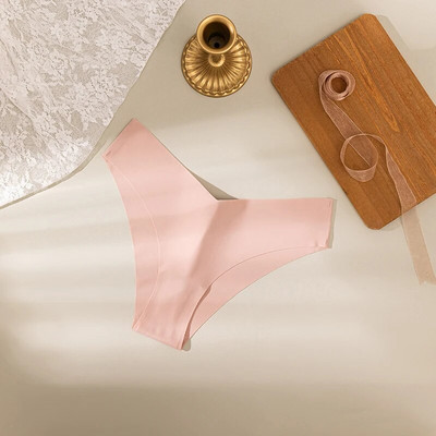 Chiloți de mătase sexy pentru femei Bikini Lenjerie de corp pentru femeie cu talie joasă Slip cu elasticitate ridicată Tanga Lenjerie de modă pentru femei