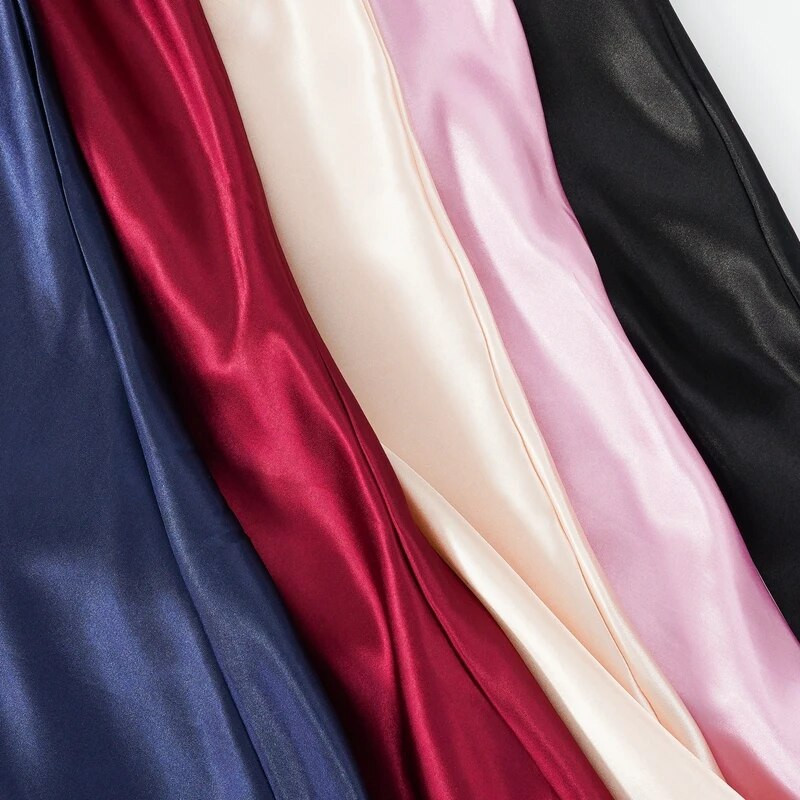 Naiste satiinist öösärk Spagetti rihmadega unekleit Seksikas V-kaelusega magamisriietus Ühevärviline öösärk öösärgid Varrukateta öökleit