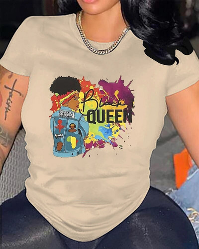 2024 m. „Queen Graphic Print Crew Neck“ marškinėliai, laisvalaikio laisvi trumpomis rankovėmis madingi vasariniai marškinėliai, moteriški drabužiai, didelio dydžio