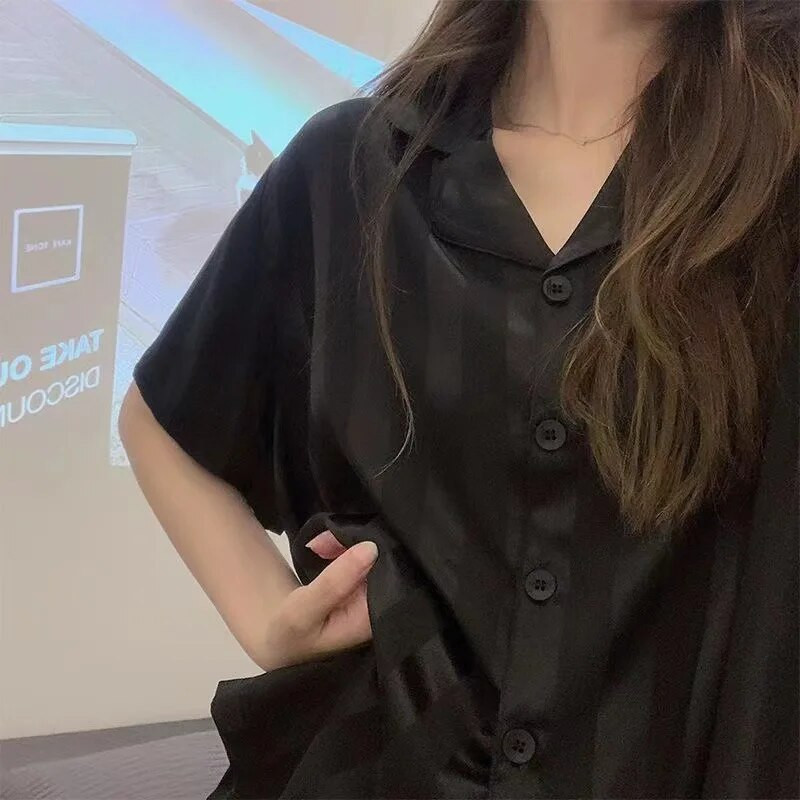 Ženske pidžame od ledene svile Ljeto 2024. Tanki kardigan s kratkim rukavima Ljeto od imitacije svile Kućna pidžama Dvodijelni komplet veleprodaja